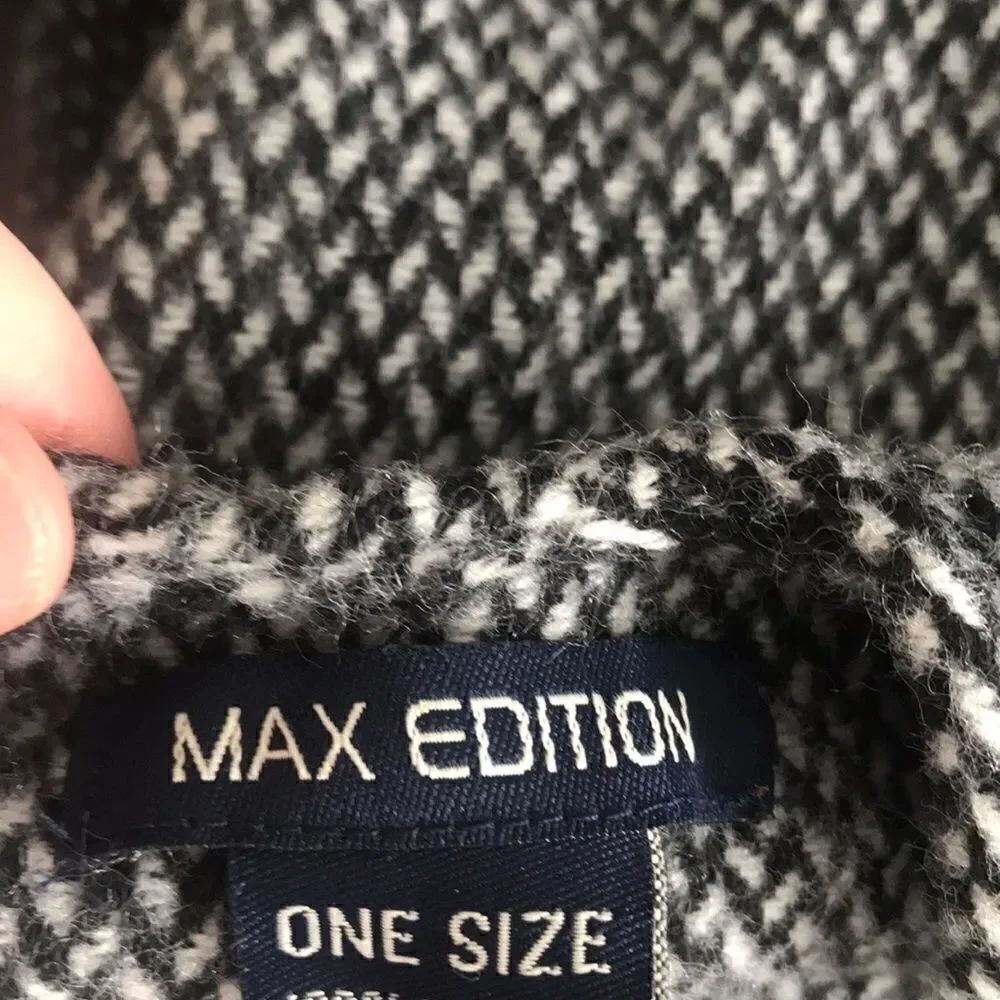 Max Edition Poncho - Picture 6 of 6